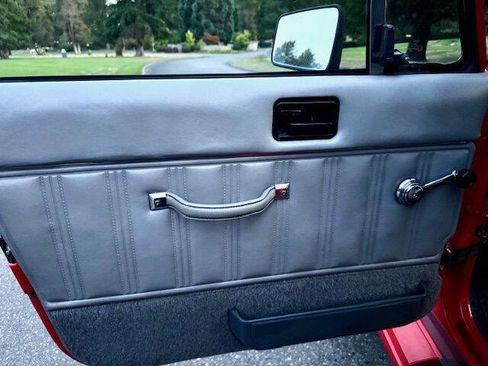 Used 1989 Jeep Wrangler Laredo image 19