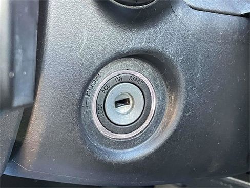 Used 2023 Toyota Camry SE image 26