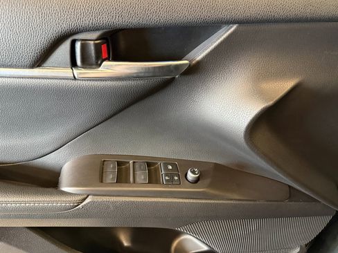 Used 2021 Toyota Camry XSE w/ Carpet Mat Package (TMS) image 19