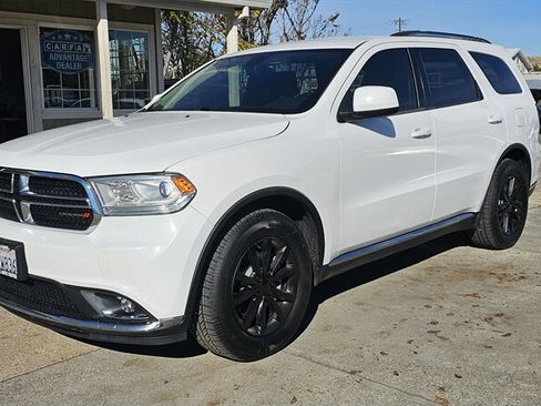 Used 2017 Dodge Durango SXT w/ Quick Order Package 23B image 1