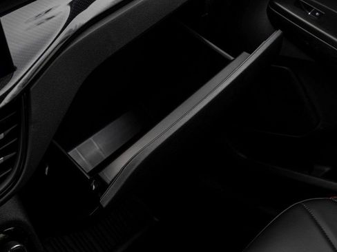 Used 2025 Ford Escape ST-Line Elite w/ Premium Technology Package image 19