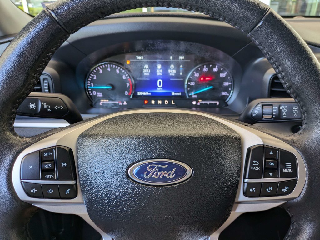 Used 2023 Ford Explorer XLT RWD image 28