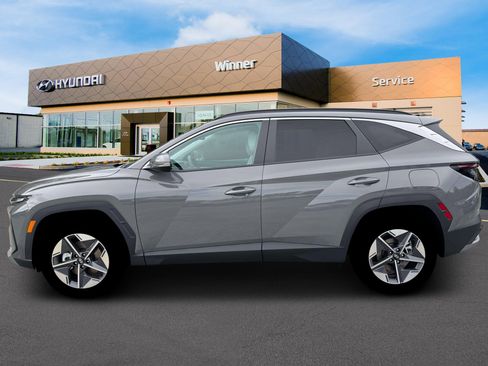 New 2026 Hyundai Tucson SEL image 3