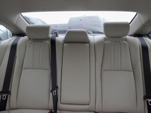 Used 2020 Honda Accord Touring image 17