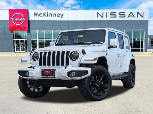 Used 2022 Jeep Wrangler Unlimited Sahara image 1