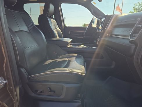 Used 2019 RAM 2500 Limited AWD/4WD image 42