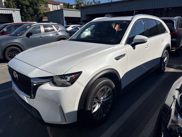 Used 2024 MAZDA CX-90 Plug-In Hybrid w/ Preferred AWD/4WD image 2