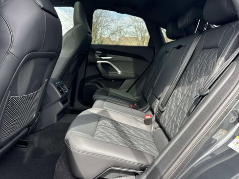 New 2026 Audi SQ5 Premium Plus image 26