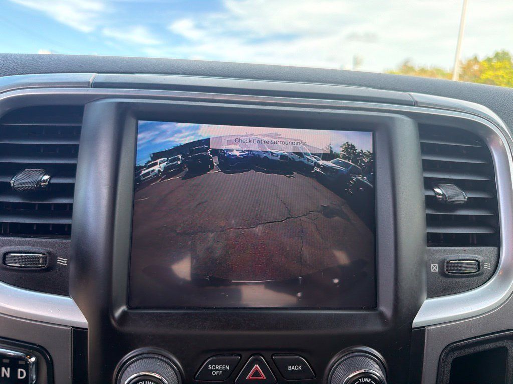 Used 2022 RAM 1500 Warlock w/ Ceramic Gray Warlock Package AWD/4WD image 26