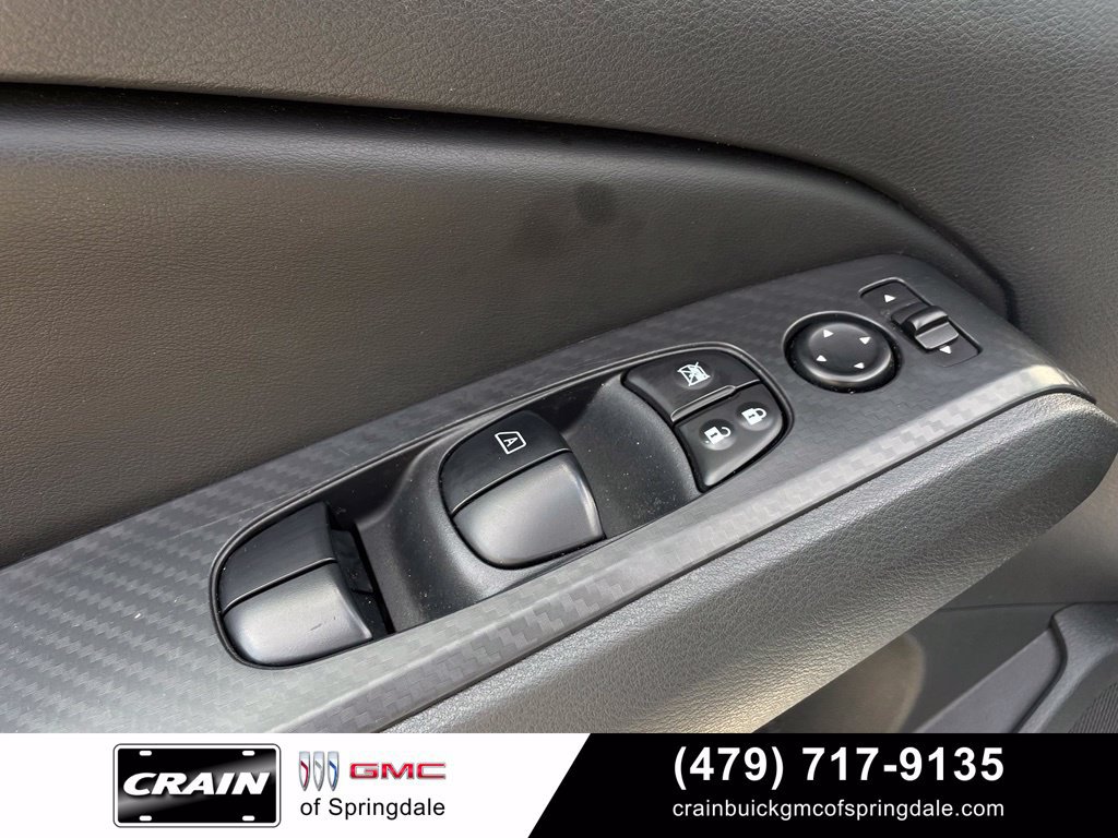 Used 2025 Nissan Altima 2.5 SV FWD image 11