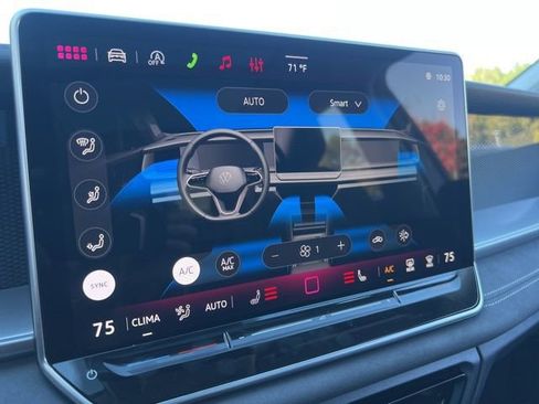 New 2026 Volkswagen Tiguan SE image 15