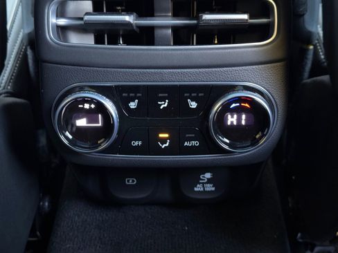 Used 2022 Genesis GV70 3.5T Sport w/ Sport Prestige Package image 38