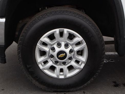 Certified 2022 Chevrolet Silverado 2500 LT image 29