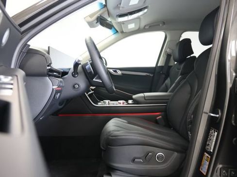 New 2026 Genesis GV80 2.5T image 17