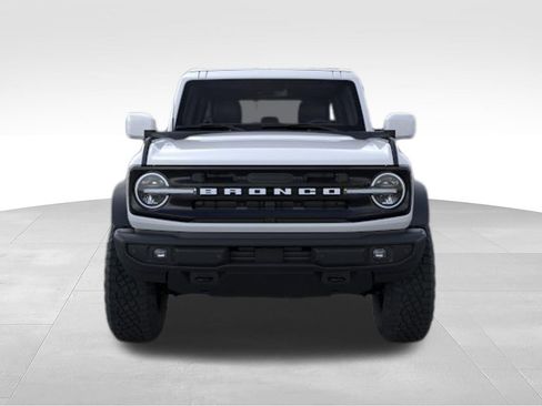 New 2026 Ford Bronco Outer Banks w/ Sasquatch Package AWD/4WD image 6