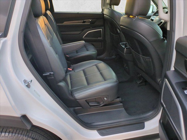 Used 2021 Kia Telluride EX w/ EX Premium Package FWD image 22