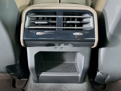 New 2027 BMW 550e xDrive AWD/4WD image 18