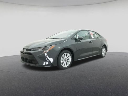 New 2026 Toyota Corolla LE image 17