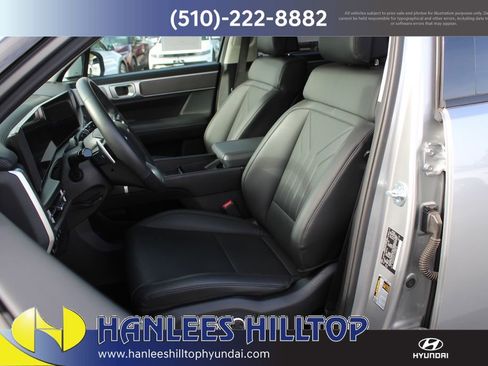 Used 2025 Hyundai Santa Fe SEL image 13