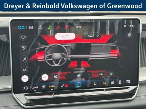 New 2026 Volkswagen Tiguan SE image 17