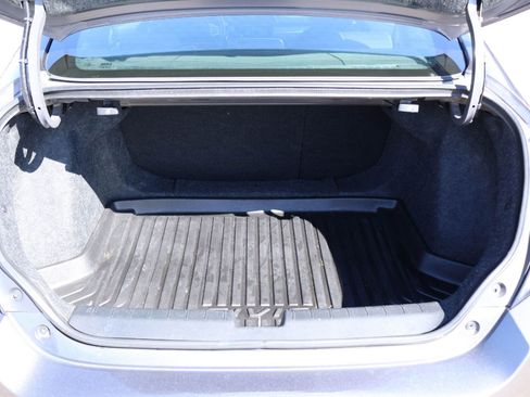 Used 2019 Honda Civic EX image 18