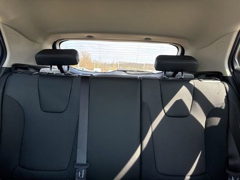 New 2026 Buick Encore GX Preferred AWD/4WD image 31