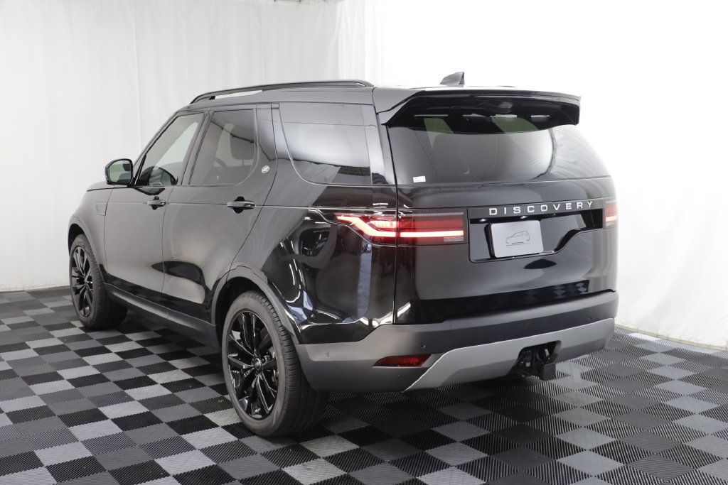 Certified 2026 Land Rover Discovery S AWD/4WD image 17