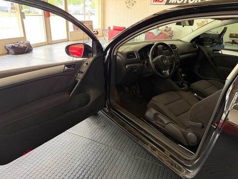 Used 2012 Volkswagen Golf TDI FWD image 12