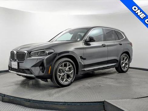 Used 2022 BMW X3 xDrive30i w/ Premium Package 2 AWD/4WD image 2