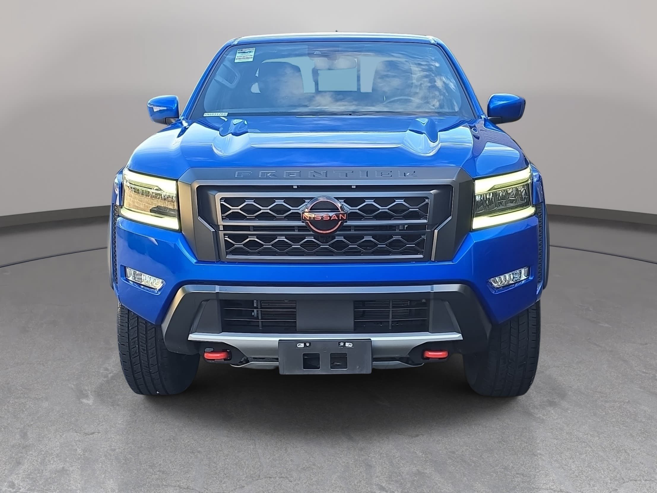 Used 2024 Nissan Frontier PRO-4X w/ Technology Package AWD/4WD image 2