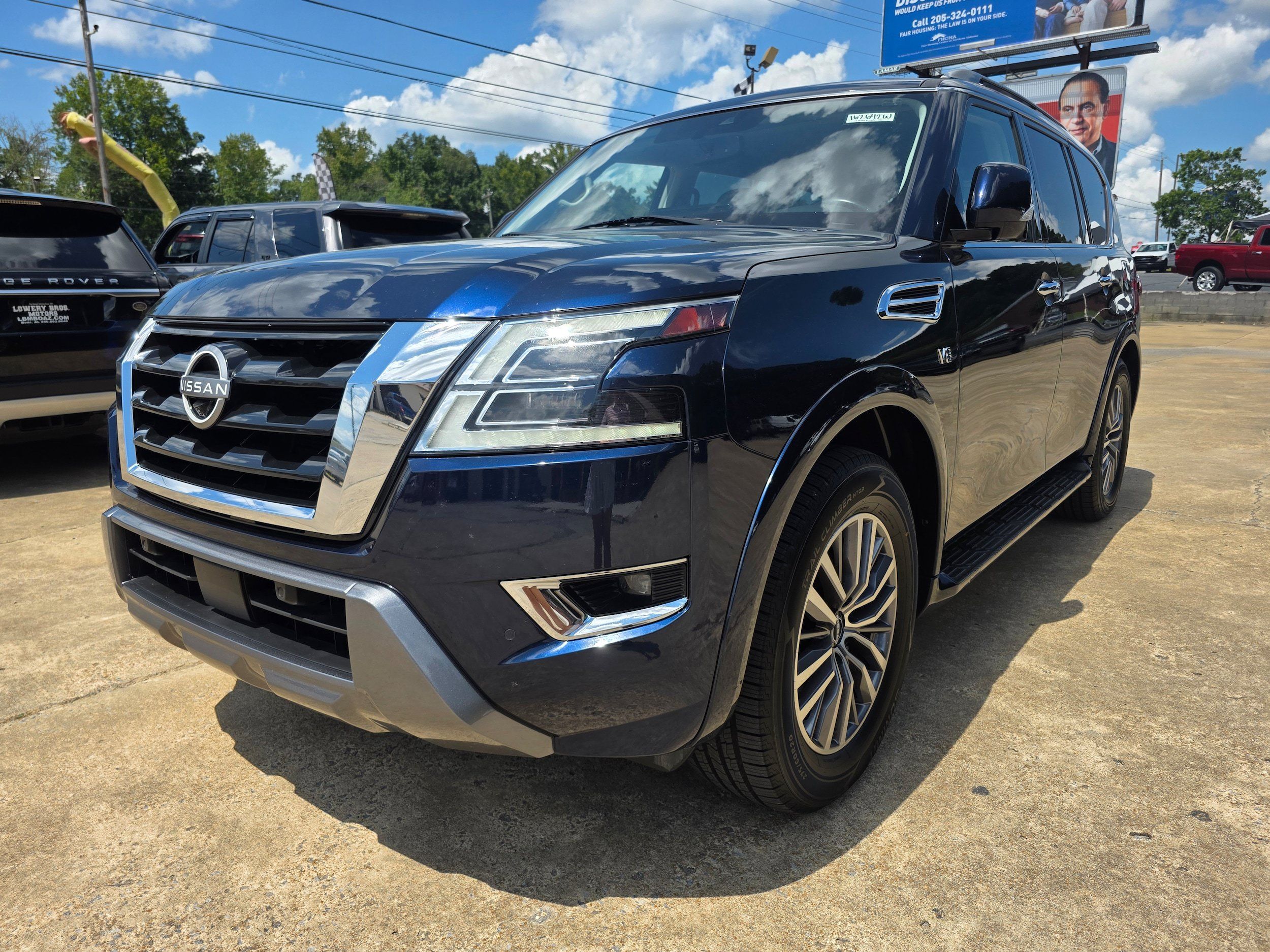 Used 2022 Nissan Armada SL RWD image 1