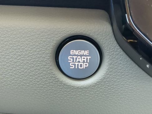 New 2026 Kia Carnival SX image 28