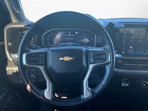 Used 2022 Chevrolet Silverado 1500 LT image 5