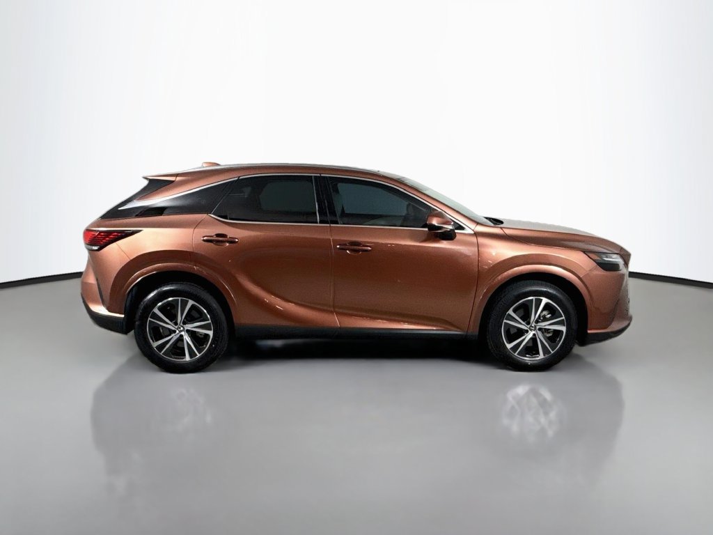 Used 2024 Lexus RX 350 Premium w/ Accessory Package (K3) FWD image 4