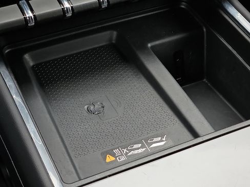 Certified 2025 GMC Acadia Elevation image 24