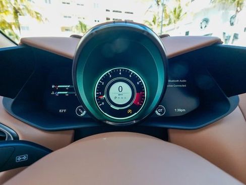 Used 2023 Aston Martin DBS Volante image 69