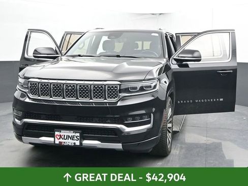 Used 2022 Jeep Grand Wagoneer Series III AWD/4WD image 58