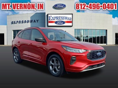 Used 2024 Ford Escape ST-Line w/ Cold Weather Package FWD image 5