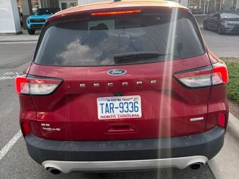 Used 2020 Ford Escape SE FWD image 7