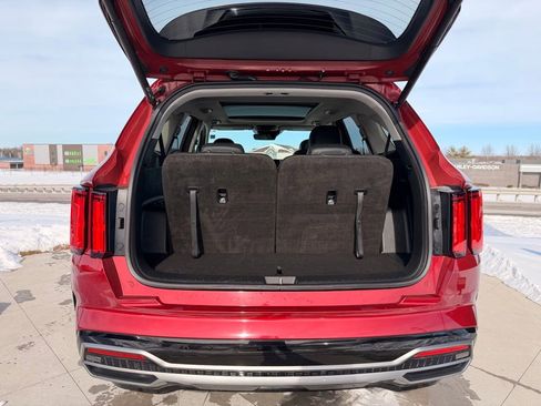 Used 2021 Kia Sorento SX image 33