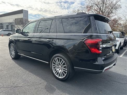 Certified 2022 Ford Expedition Limited image 7