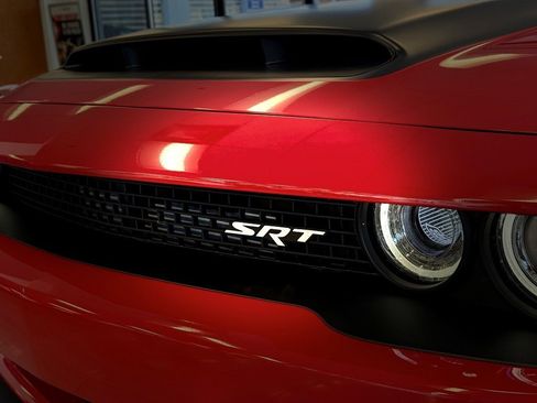 Used 2023 Dodge Challenger SRT Hellcat Redeye image 11