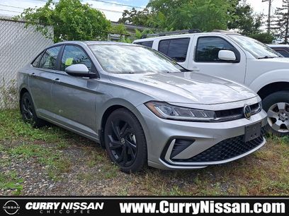 Used 2025 Volkswagen Jetta SE
