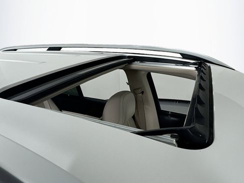 Certified 2025 Mercedes-Benz GLE 350 4MATIC image 22