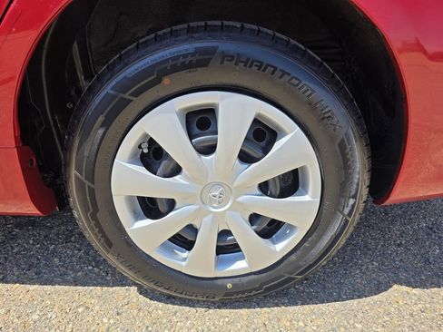 Used 2011 Toyota Corolla LE FWD image 38