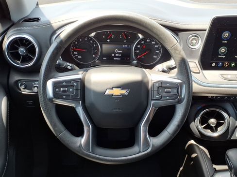 Used 2023 Chevrolet Blazer LT AWD/4WD image 12