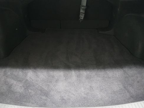 Used 2022 Toyota Corolla LE FWD image 17
