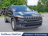 Used 2017 Jeep Cherokee Latitude w/ Comfort & Sound Group image 2