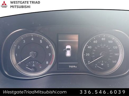 Used 2022 Hyundai Kona SE FWD image 7