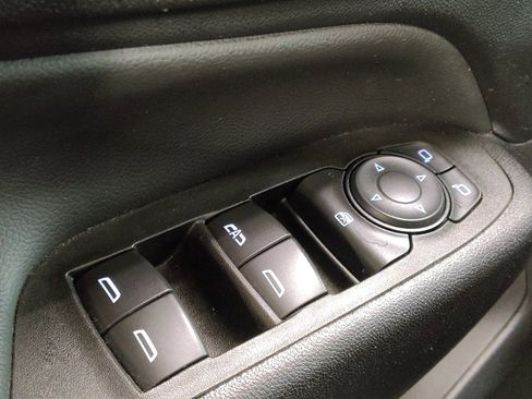 Used 2022 Chevrolet Equinox LT FWD image 27